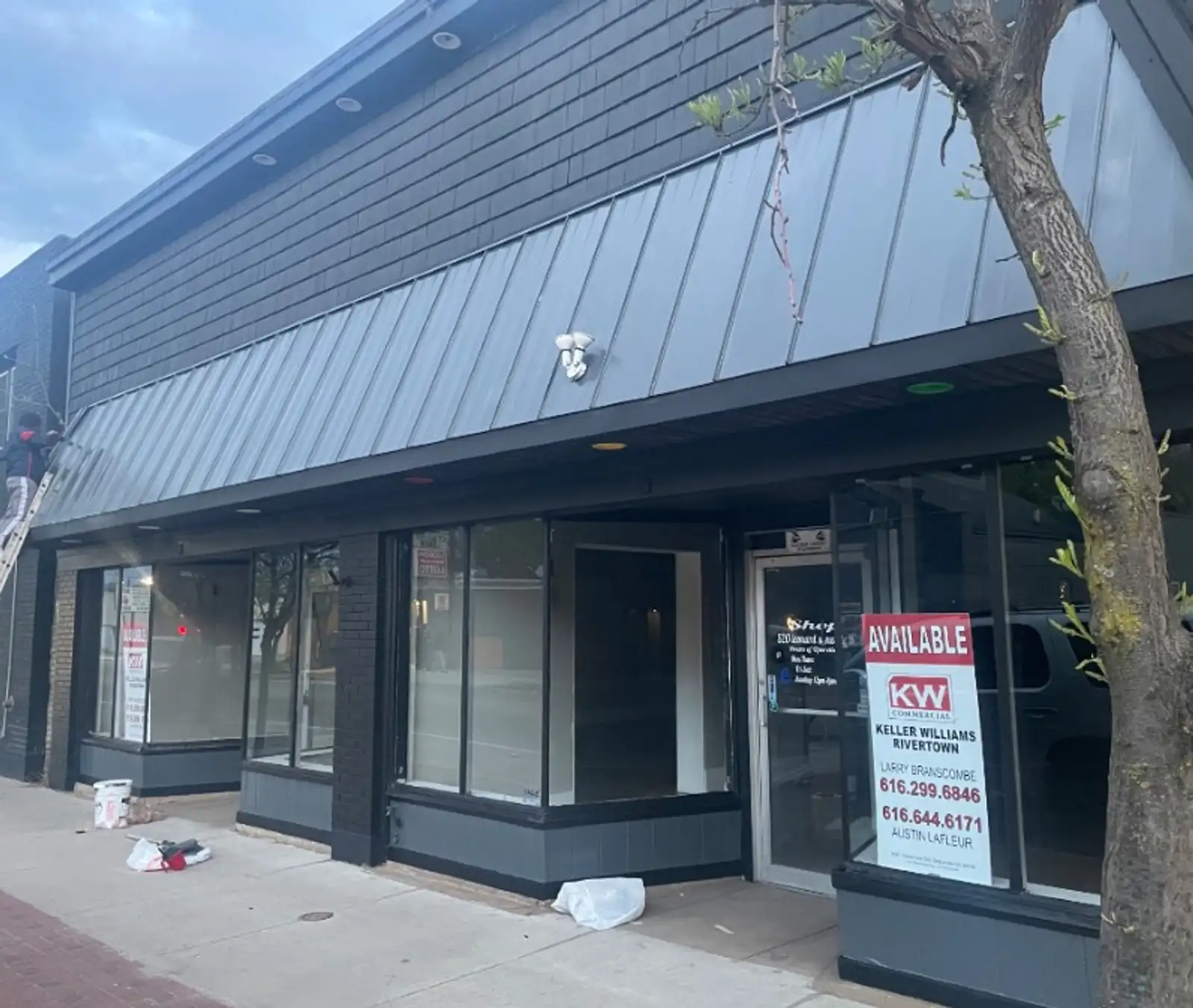 518 Leonard St NW image 1