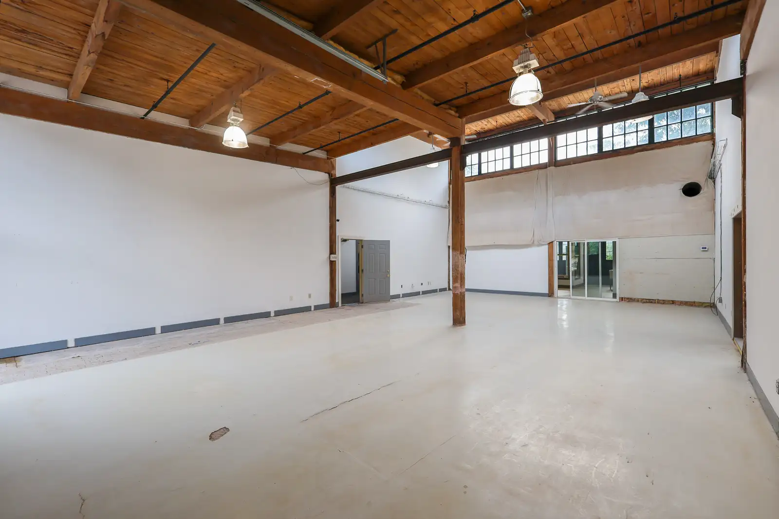 Commercial Sublease image 5