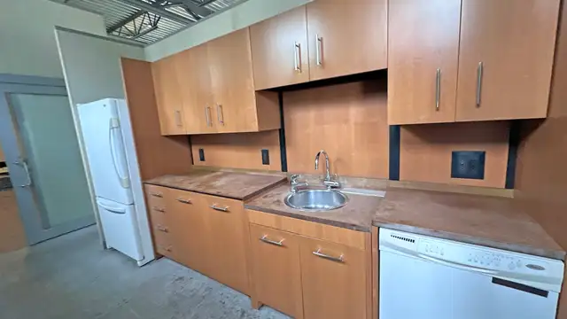 View image 9
