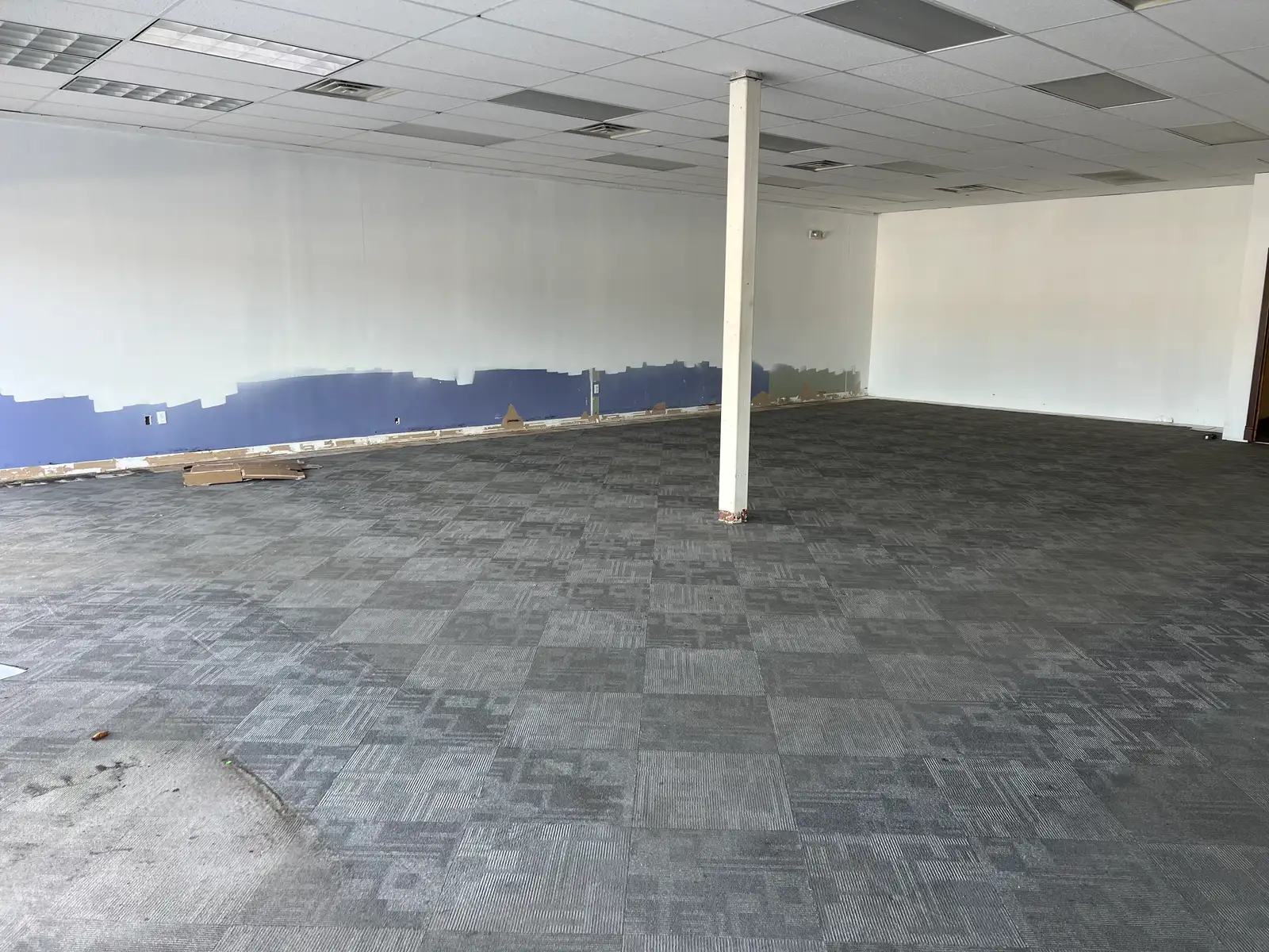 Retail/Office Space on 28th St. SW in Grandville image 4