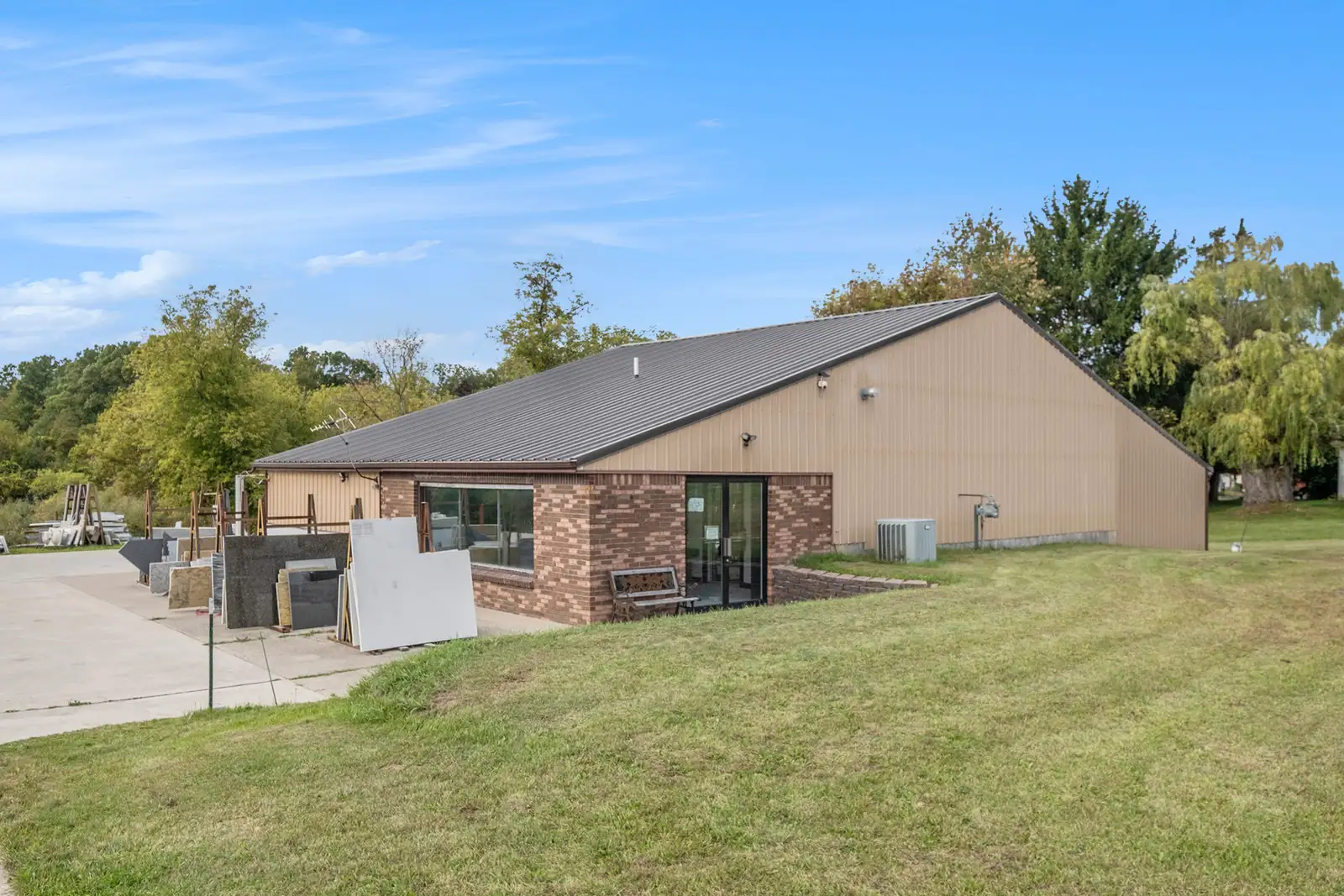 7887 Elm Ave image 1