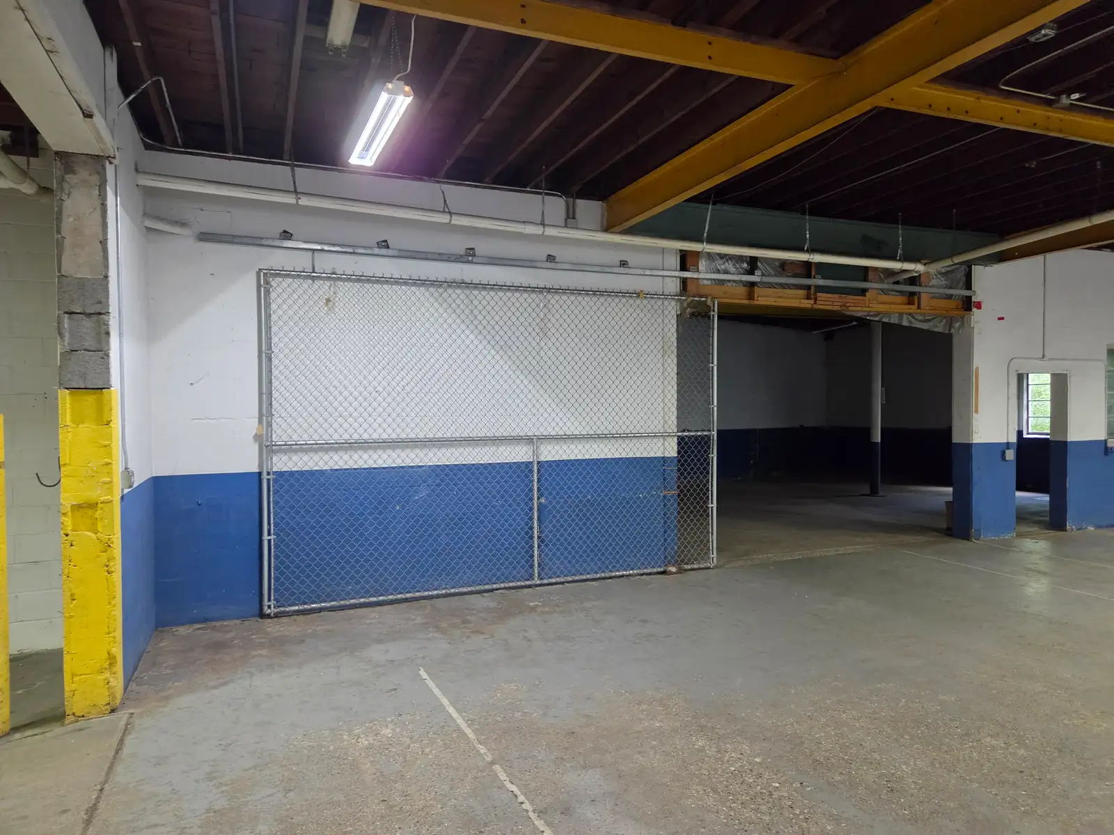 536 Oak St image 11