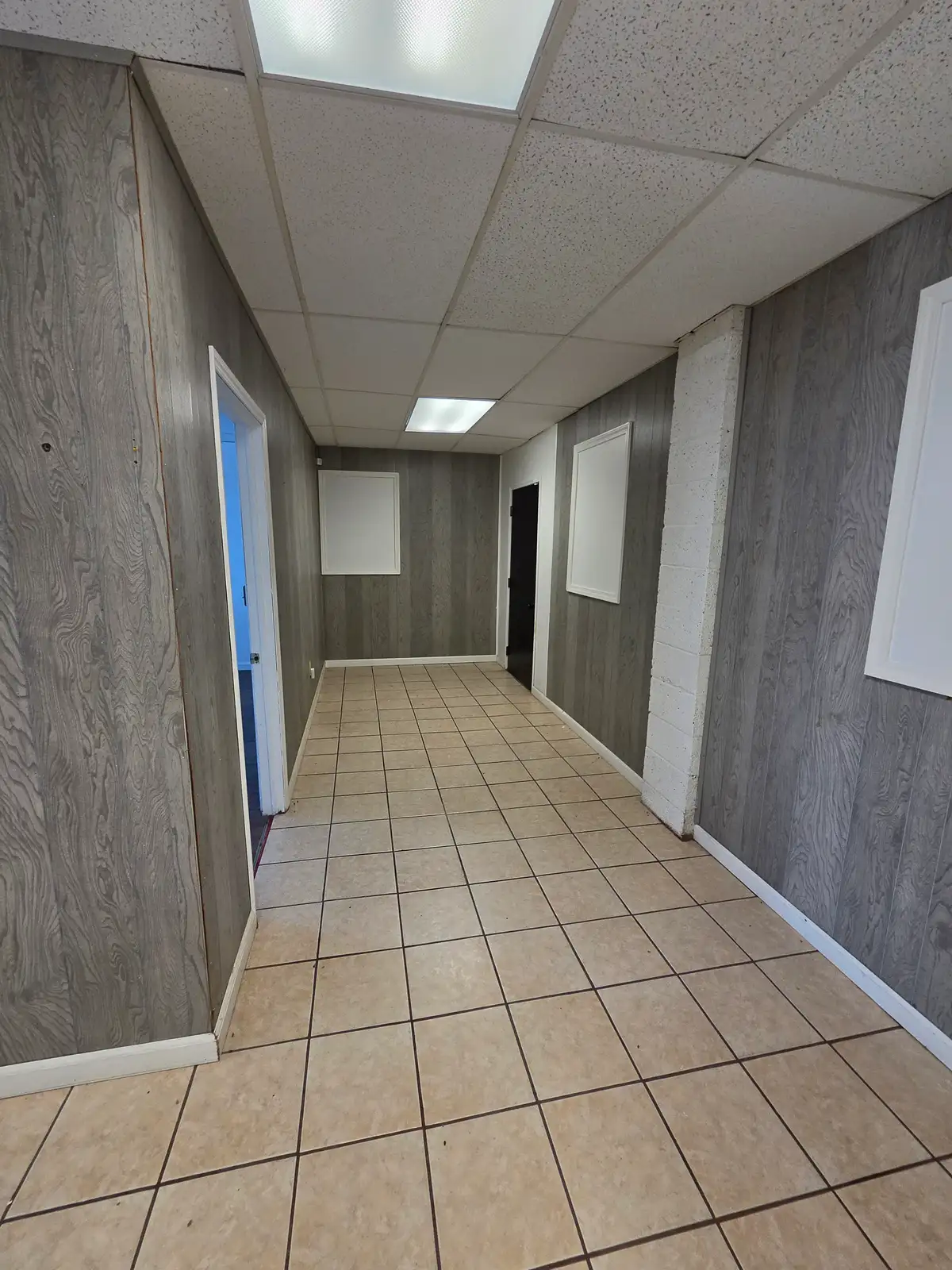 536 Oak St image 16