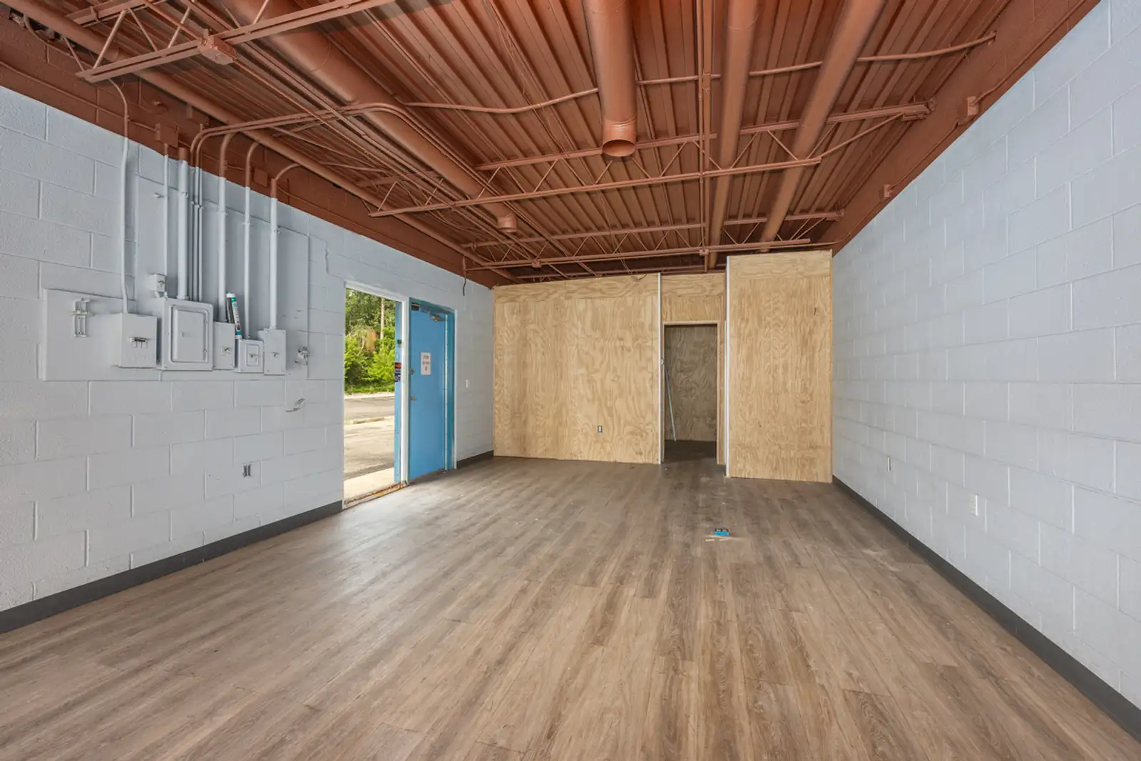 2611 Alpine Ave NW image 18