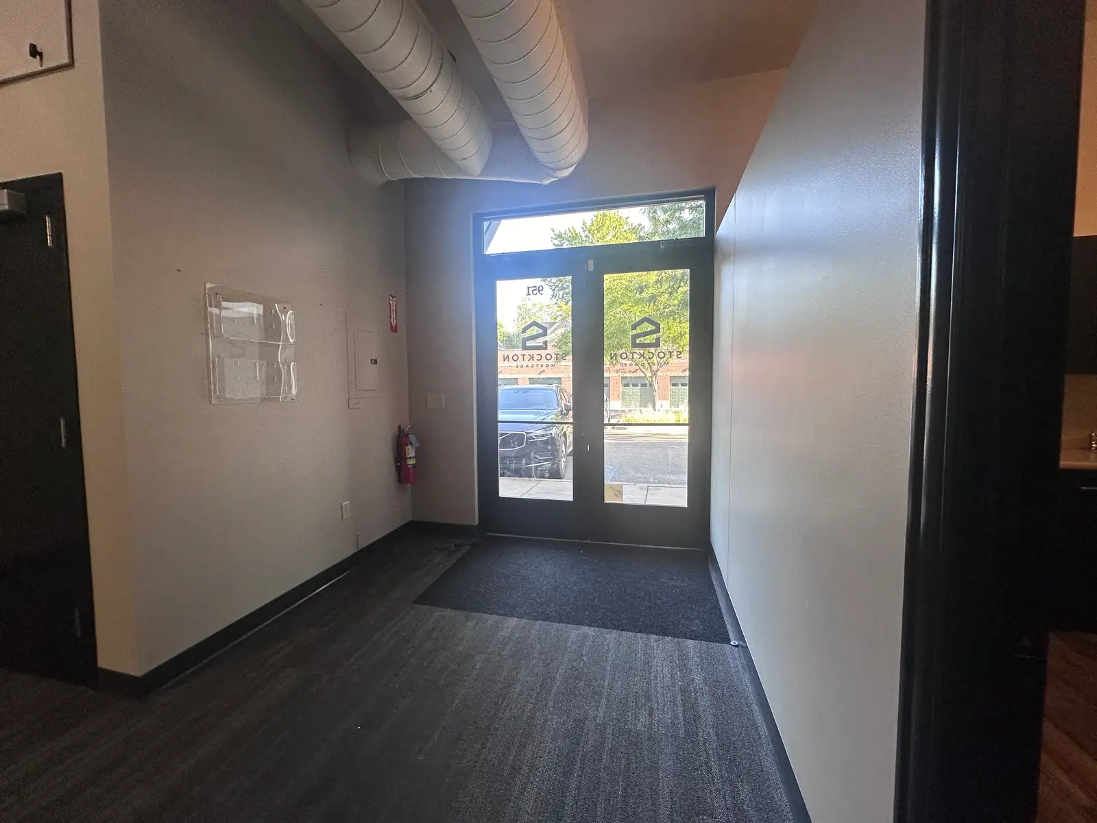 Street frontage Retail/Office image 14