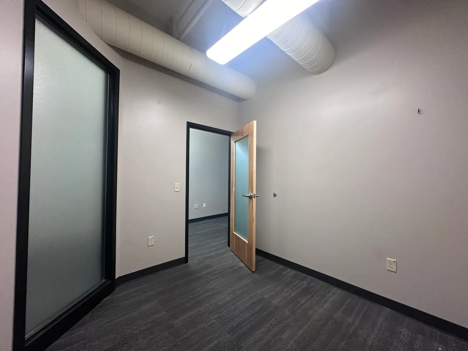 Street frontage Retail/Office image 12