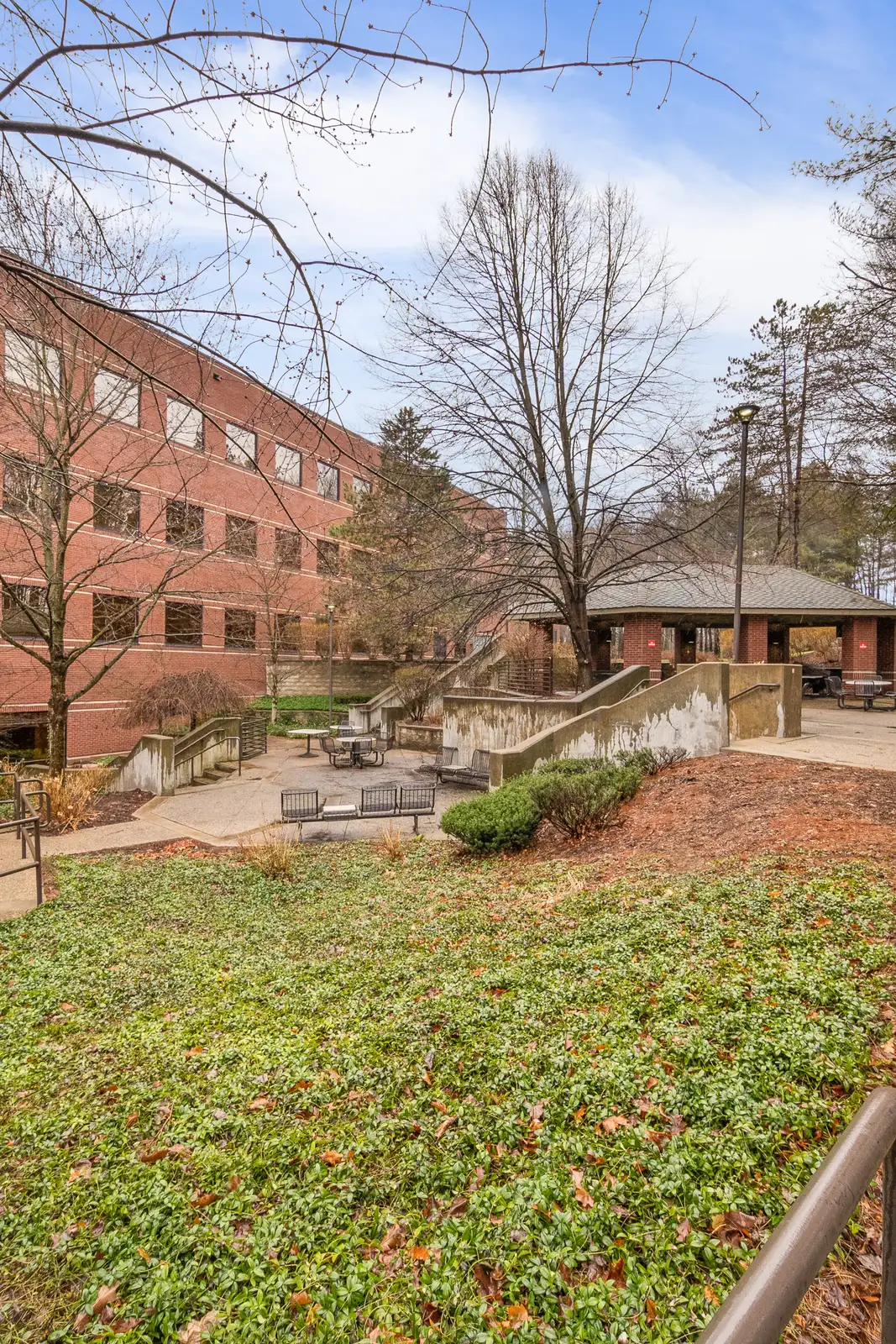 1 Financial Parkway image 5