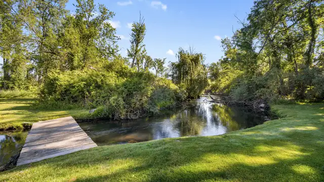 View image 25