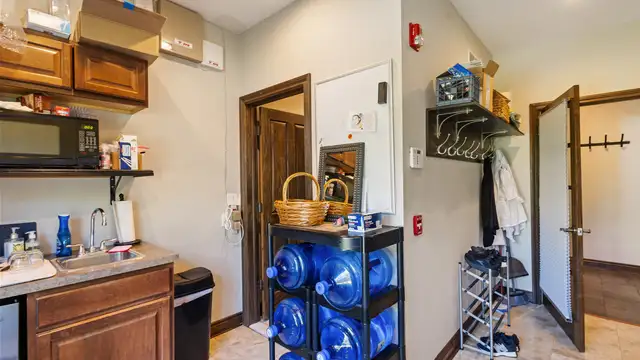 View image 19
