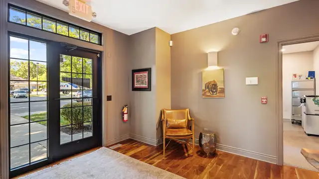 View image 9