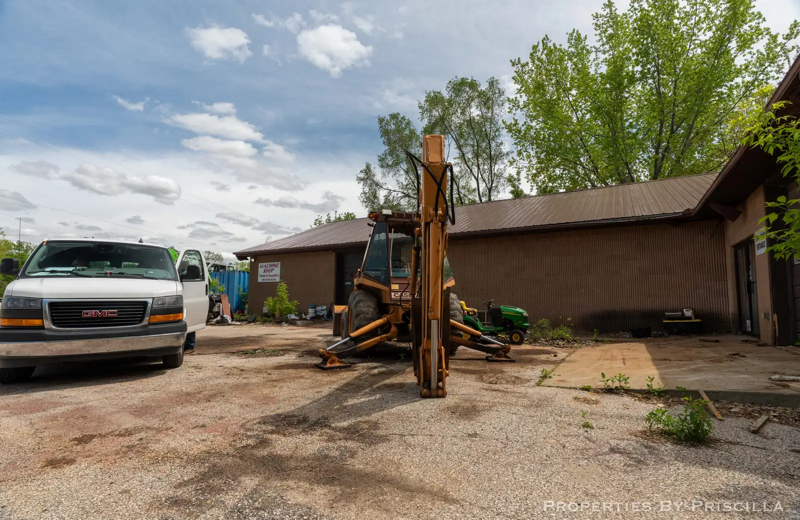 7251 Midland Rd image 33