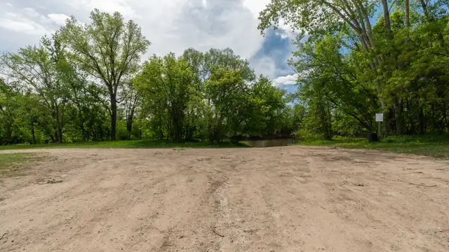 View image 36