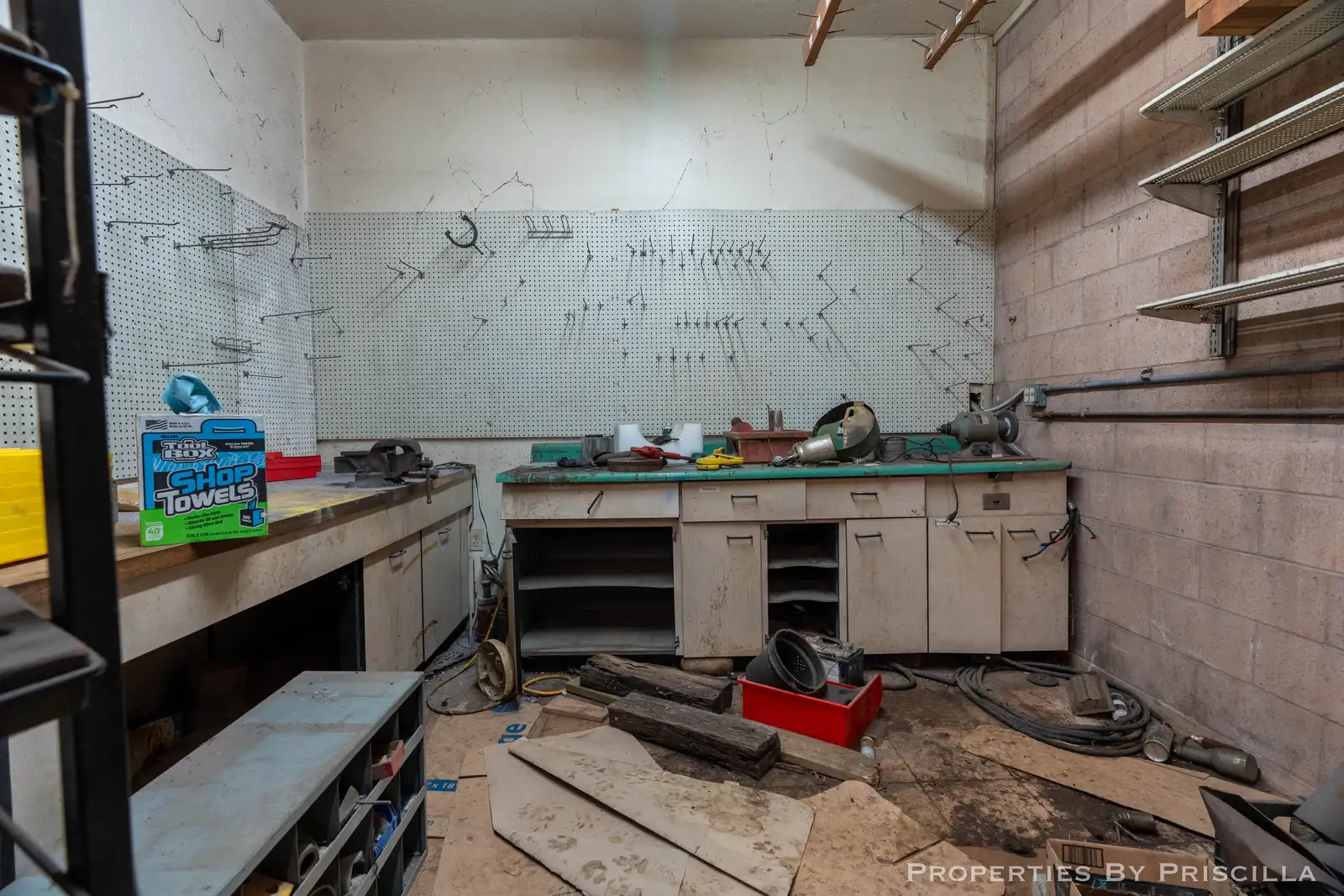 7251 Midland Rd image 18