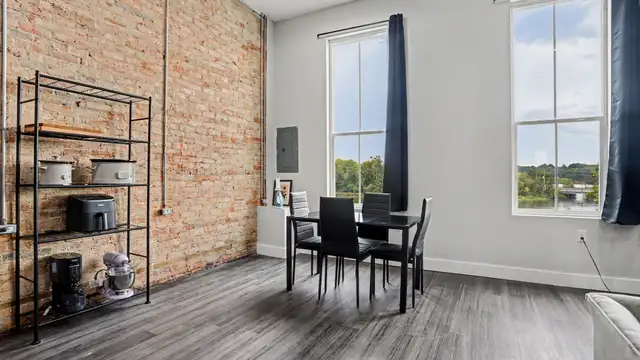 View image 10