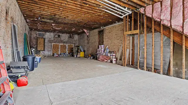 View image 17