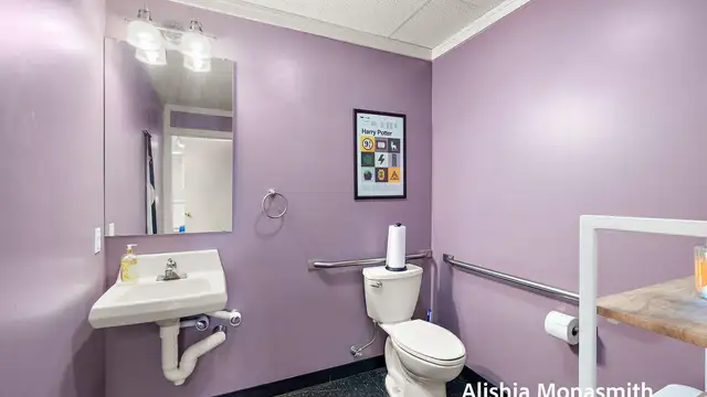 View image 16