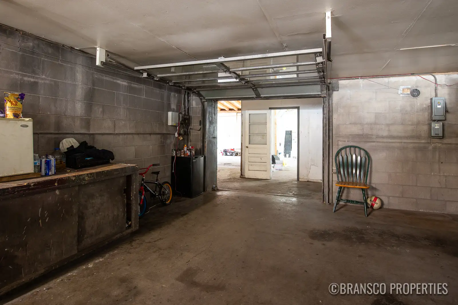 2511 Peck St image 3