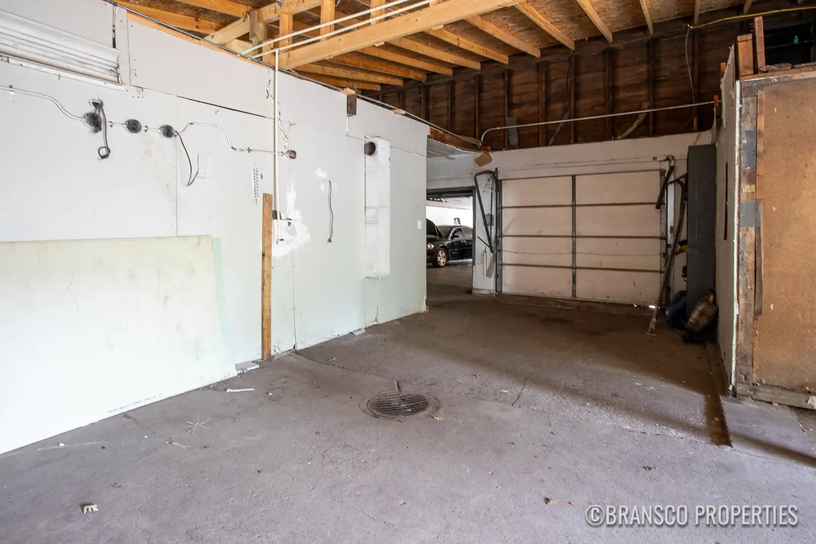 2511 Peck St image 5