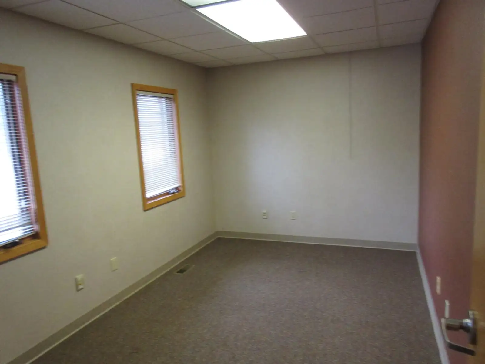 1787 Wagner Ave image 29