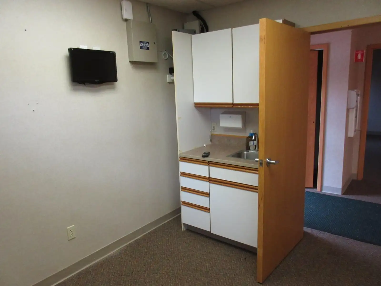 1787 Wagner Ave image 27