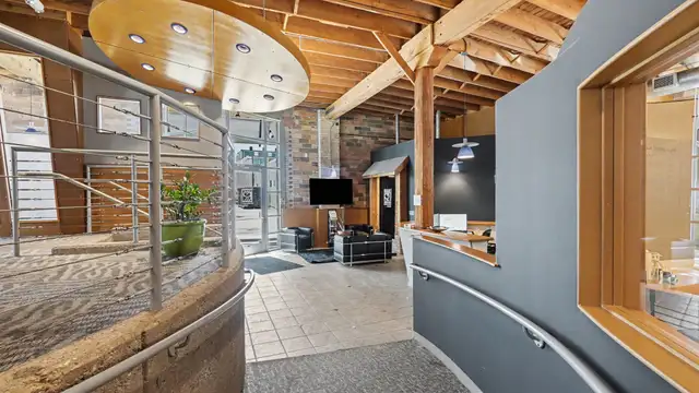 View image 8