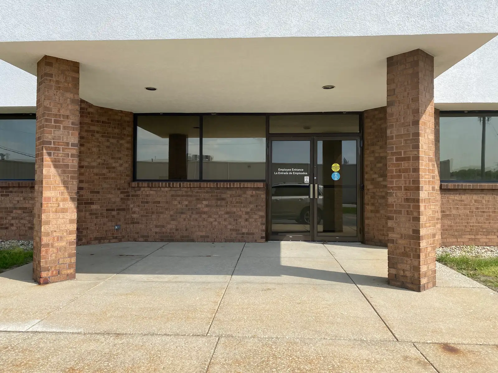 121 Clover Avenue image 6