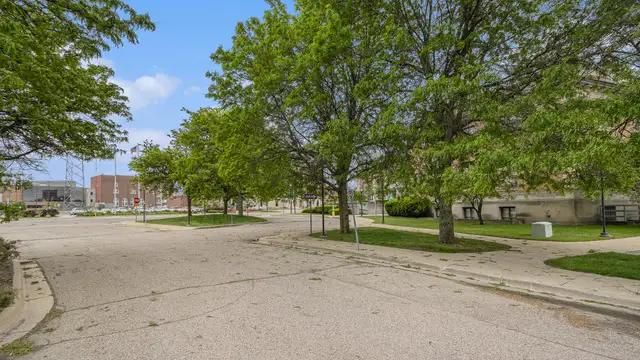 View image 12