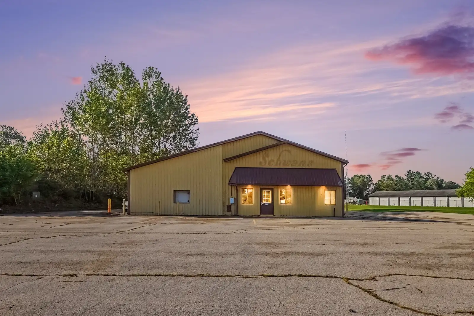 1230 Locust St, Fremont, MI 49412