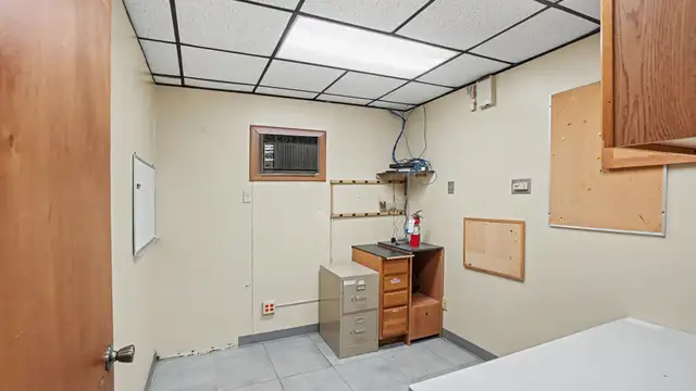 View image 12
