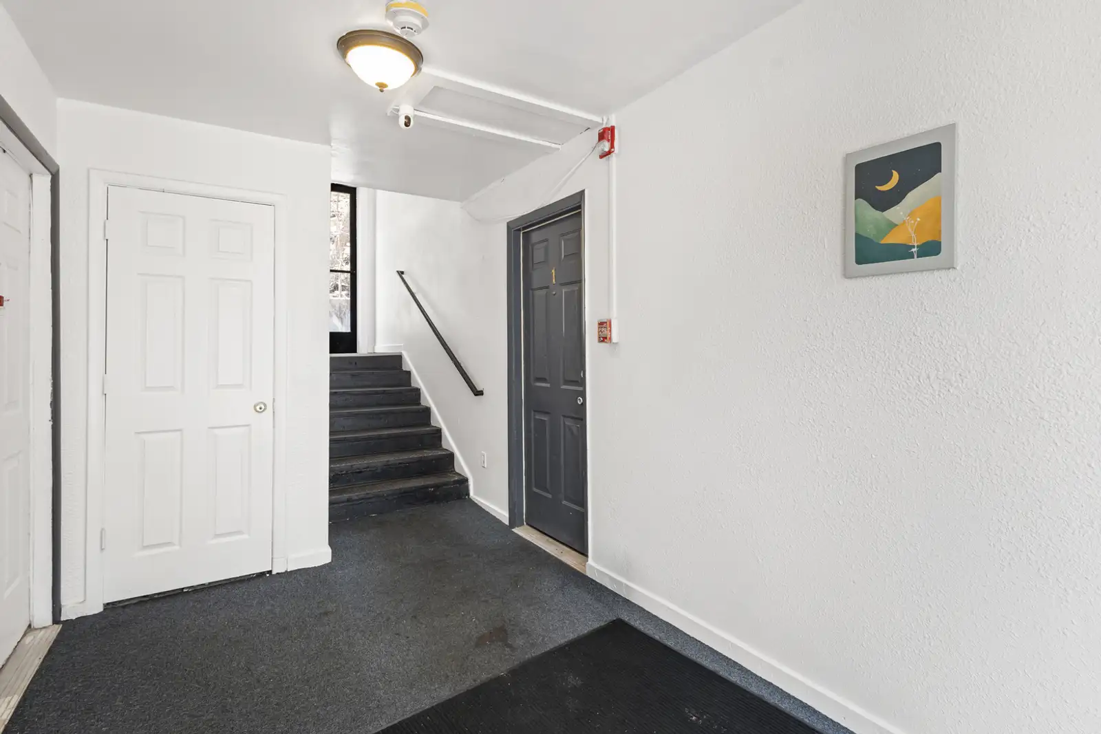 525 N Arlington St image 26
