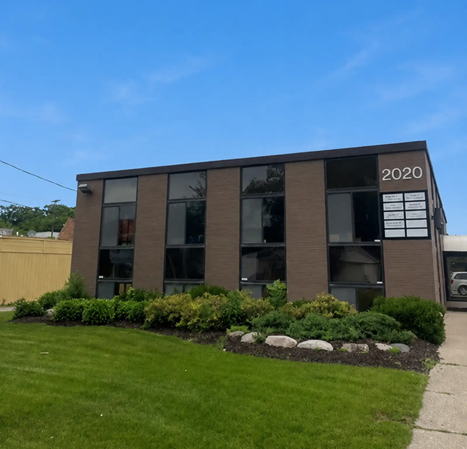 2020 Nelson Ave SE image 1