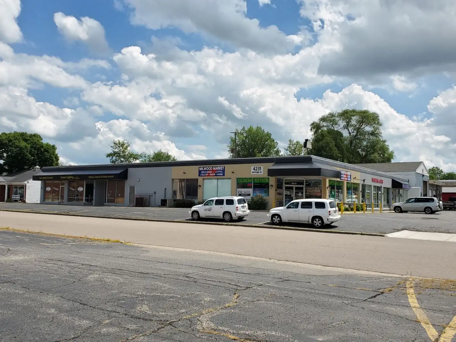 1620 Bloomfield Avenue image 3