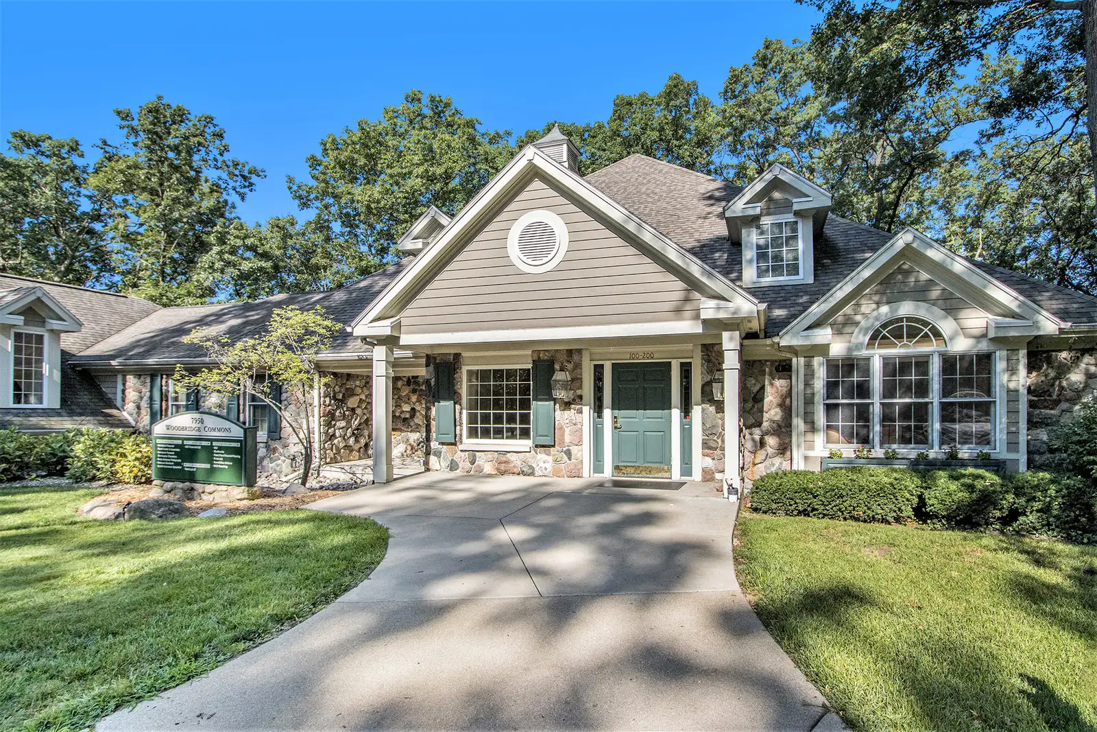 7950 Moorsbridge Road image 15
