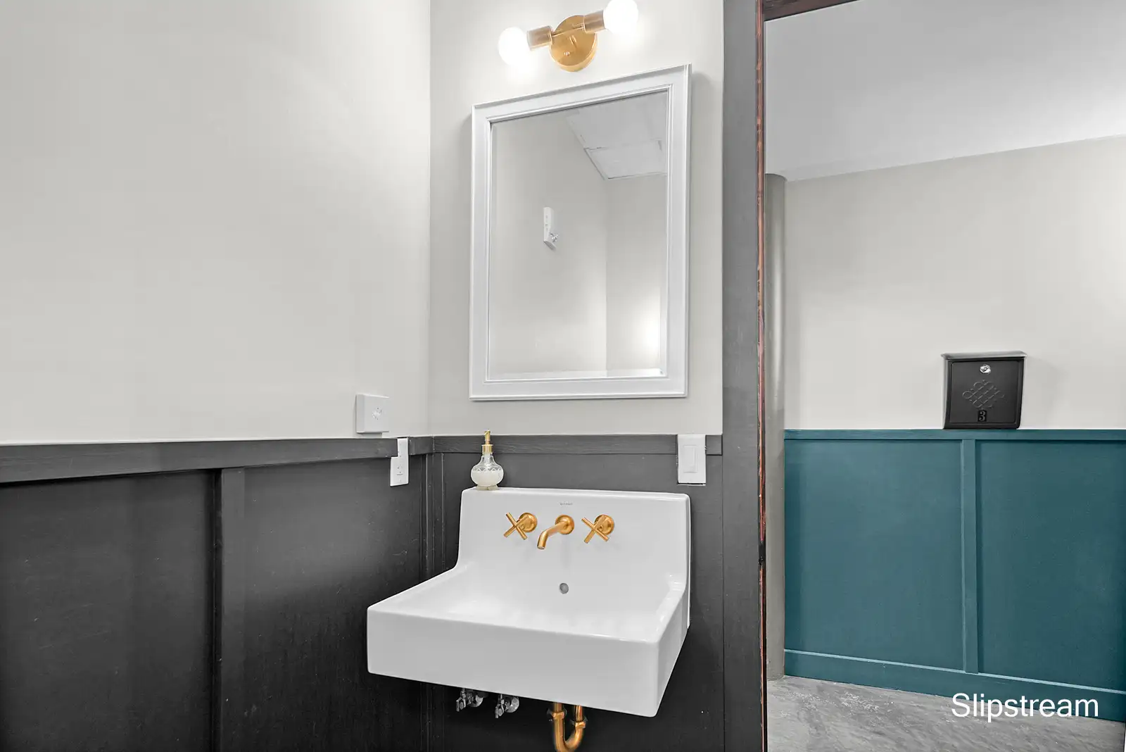 25 Division Ave S #4 image 12
