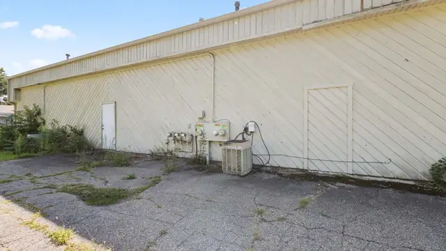 View image 19