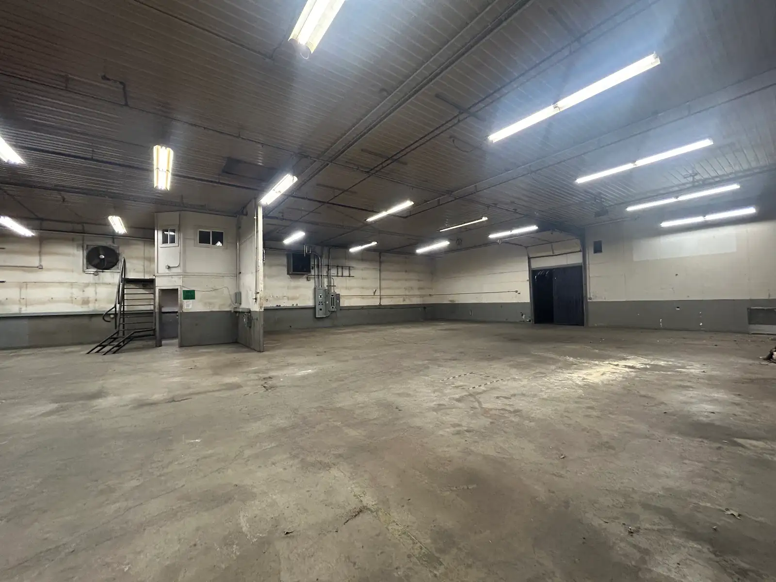 9350 Shaver Road image 14