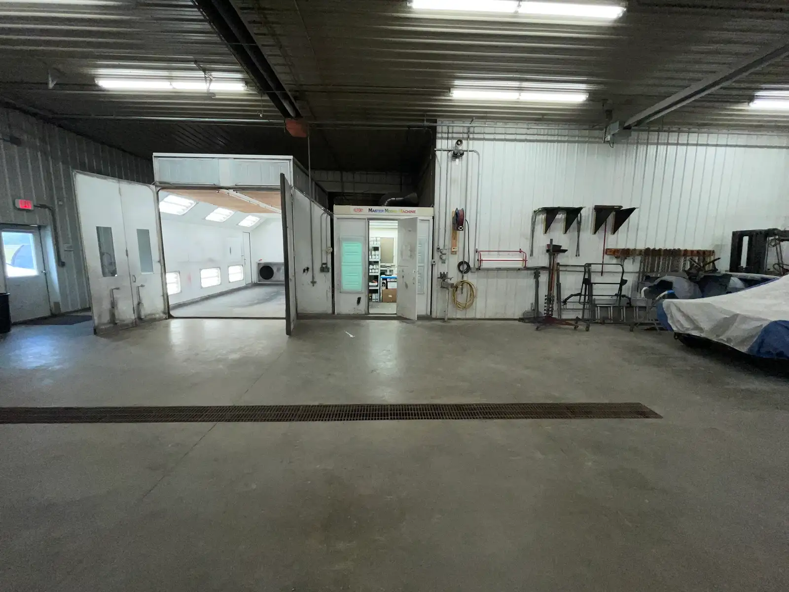 Auto Body Business & Real Estate for Sale! image 26