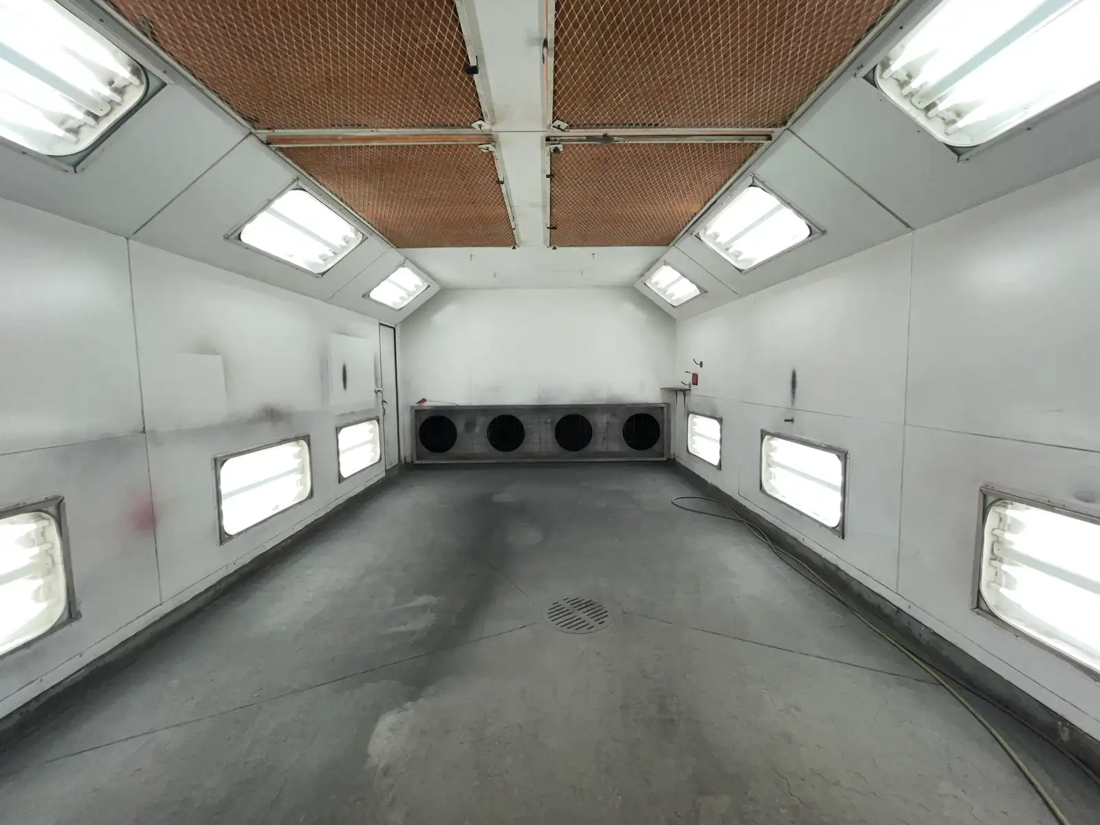 Auto Body Business & Real Estate for Sale! image 33