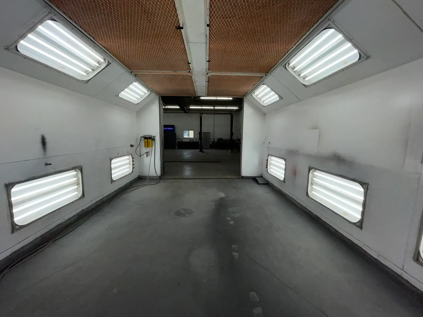 Auto Body Business & Real Estate for Sale! image 34