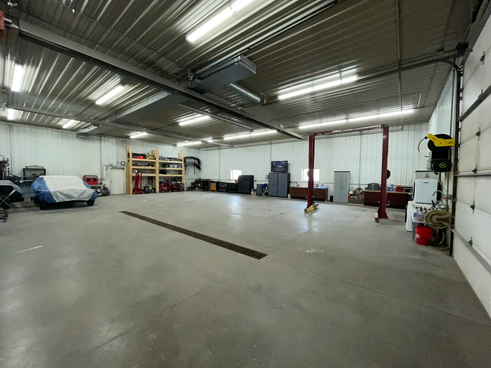 Auto Body Business & Real Estate for Sale! image 13