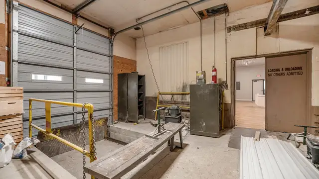 View image 16