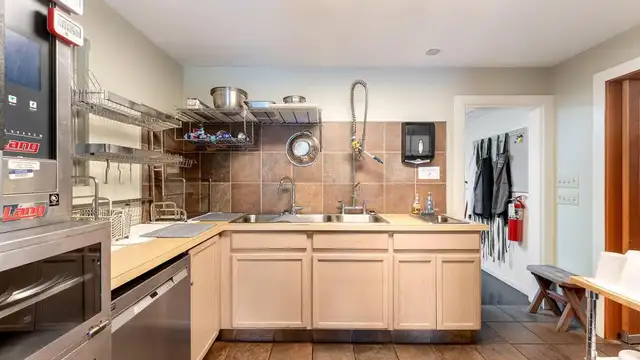View image 21