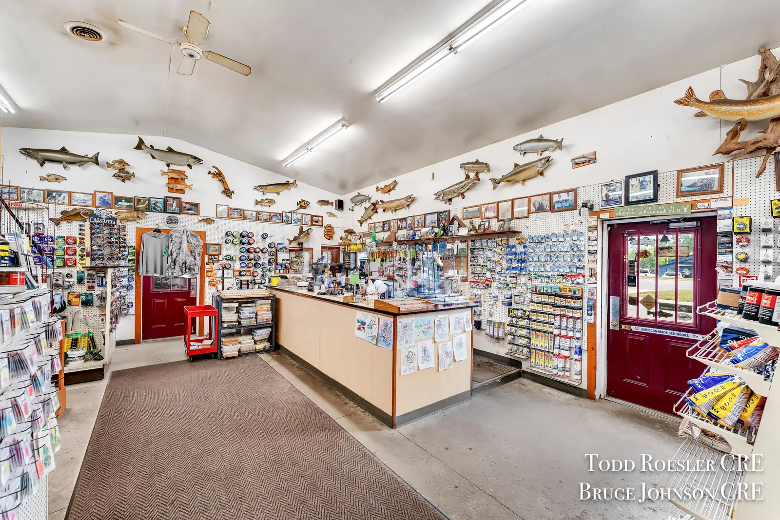 4765 W River Dr NE image 16