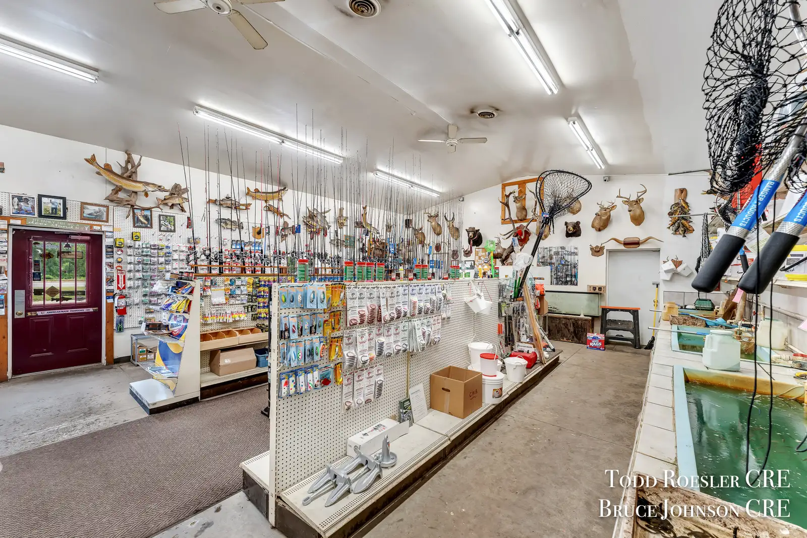 4765 W River Dr NE image 11