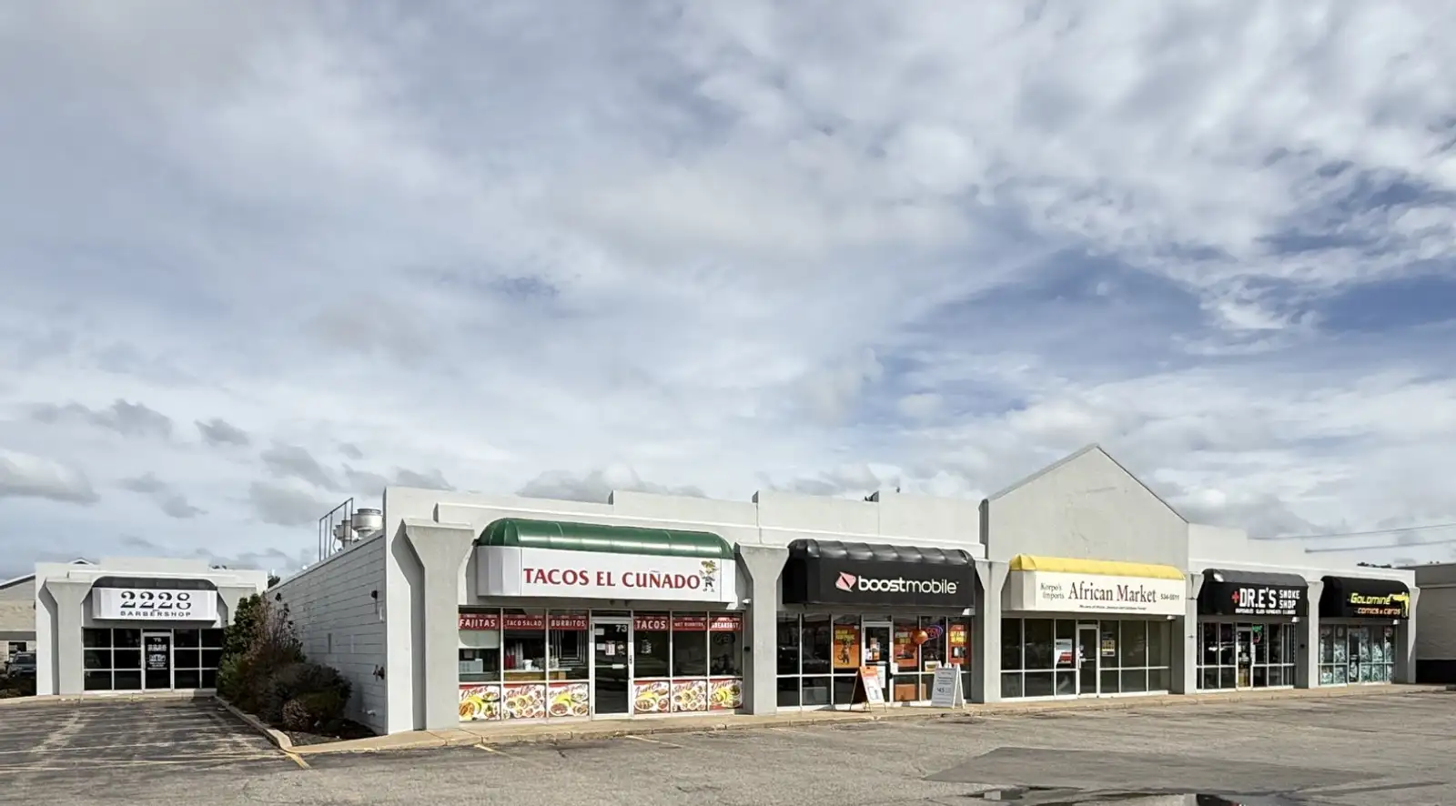 Plaza 54 Retail Center image 1