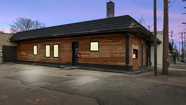 View image 1