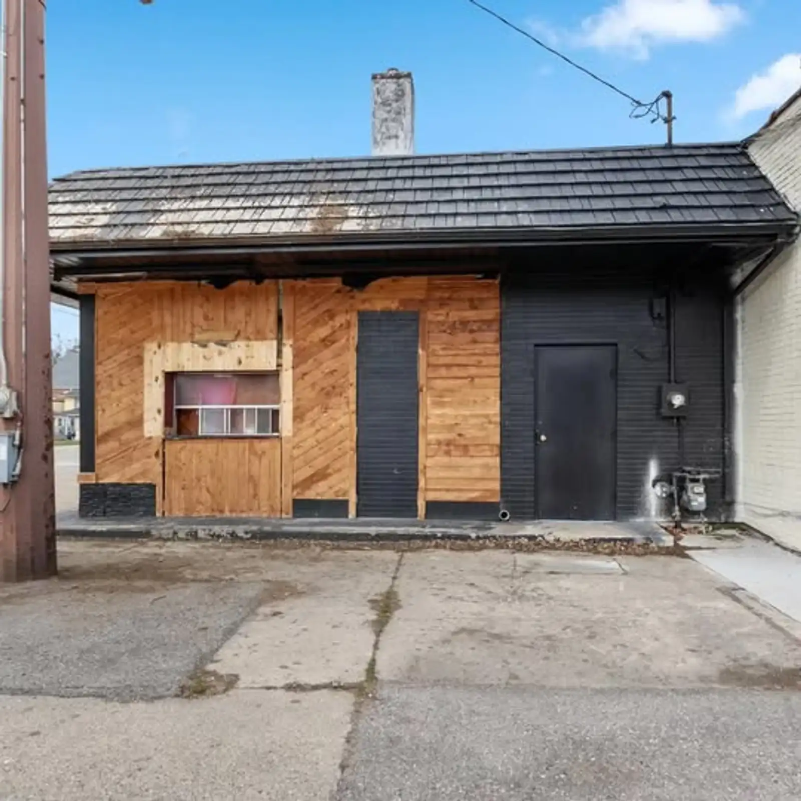 757 Burton St SE image 5