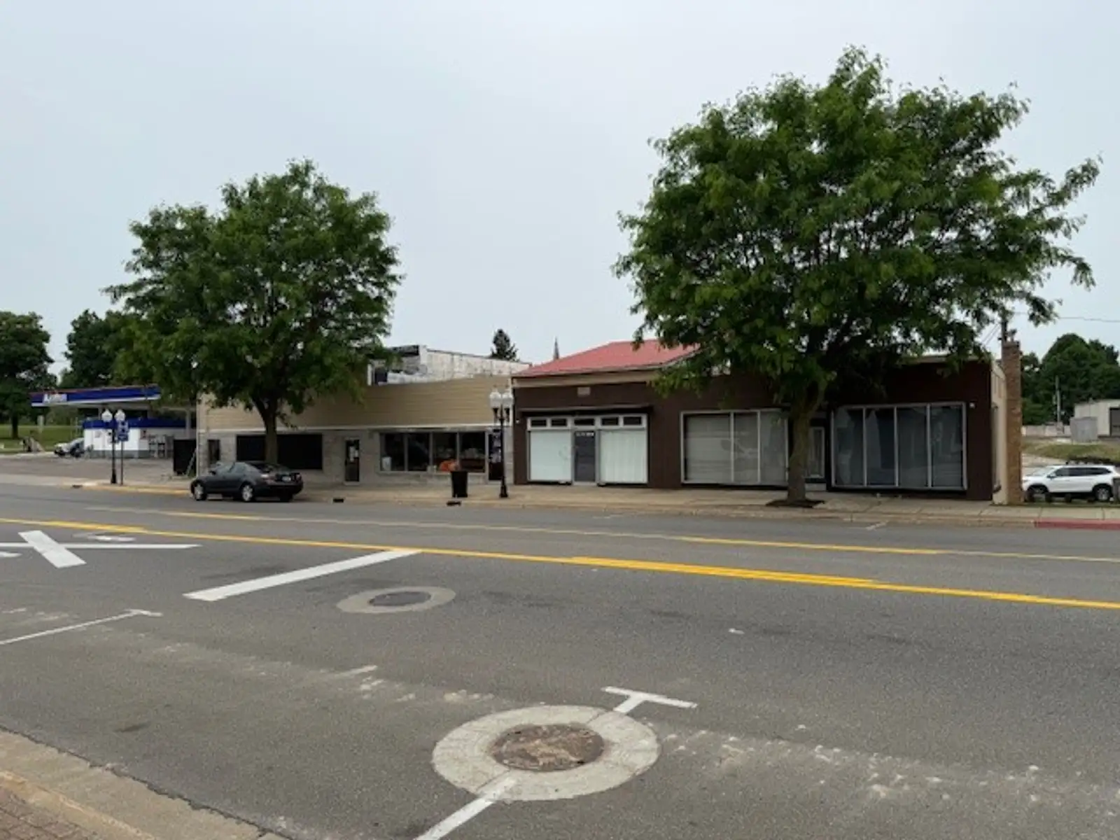 131 N Main St, Watervliet, MI 49098