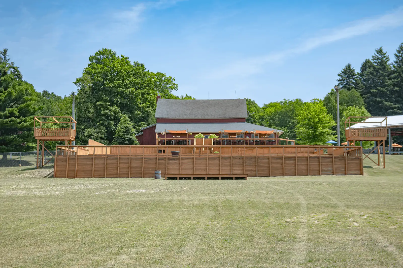 Historic Val-Du Lakes Resort | Bar & Grill, Event Grounds, Manor, Campground image 12