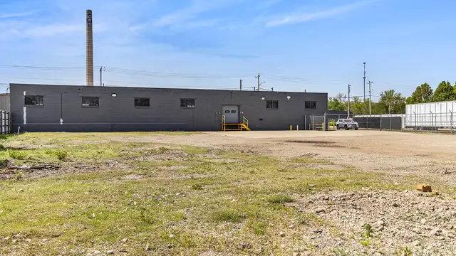 View image 16